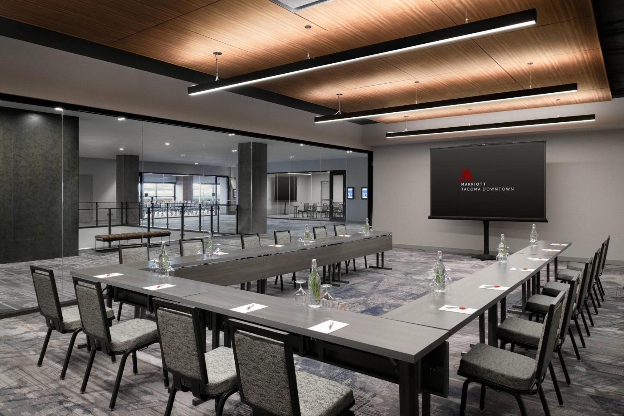 ホテル Marriott Tacoma Downtown エクステリア 写真