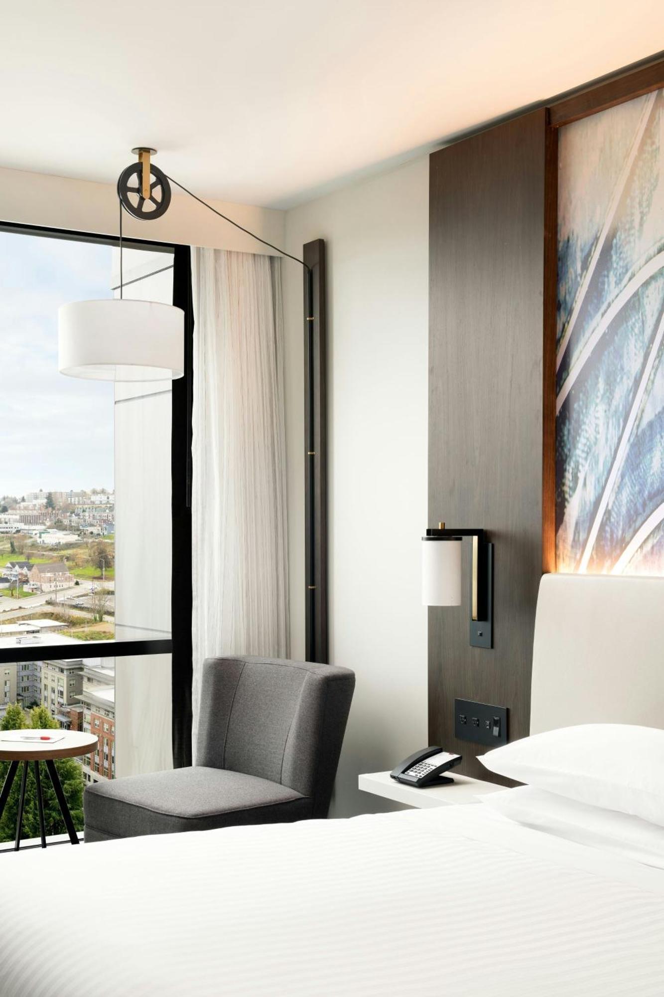 ホテル Marriott Tacoma Downtown エクステリア 写真